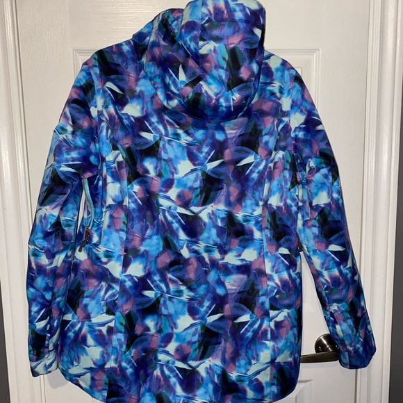 Winter/Ski/Snowboard Jacket - Picture 3 of 7